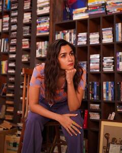 Alia Bhatt: చీరలో అలియాభట్, ఎంత అందంగా ఉందో