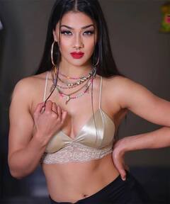 બ્રાલેટ ટોપમાં ભોજપુરી એક્ટ્રેસ Namrita Mallaનું ગ્લેમરસ ફોટોશૂટ વાયરલ