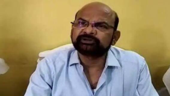 Municipal Election 2022: 'BJP কর্মীদের টিকিট!', এজেন্সিকে দুষে ইংরেজবাজার পুরসভার প্রার্থীতালিকা নিয়ে ক্ষোভ কৃষ্ণেন্দুনারায়ণ চৌধুরীর | Bangla News