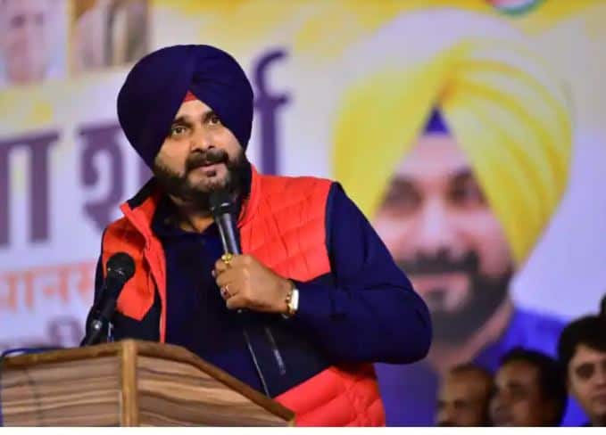 'Sidhuphobia': Congress Hits Out At Punjab Govt For Not Giving R-Day Remission To Navjot Sidhu 'Sidhuphobia': Congress Hits Out At Punjab Govt For Not Giving R-Day Remission To Navjot Sidhu