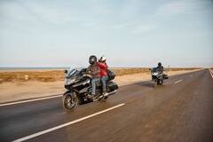 बाईकप्रेमींसाठी आनंदवार्ता! मे मध्ये लाँच होणार BMWच्या Motorrad टूरिंग रेंज बाईक्स