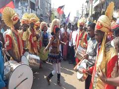 Urban Localbody Election ; திருவண்ணாமலை மாவட்டத்தில் மக்களின் கவனத்தை ஈர்த்த வேட்பாளர்களின் புகைப்படங்கள்