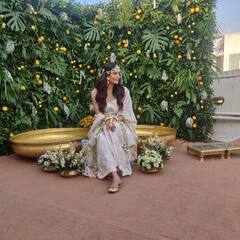 Karishma Tanna Haldi: ਕਰਿਸ਼ਮਾ ਤੰਨਾ ਦੇ ਵਿਆਹ ਦੀਆਂ ਰਸਮਾਂ ਸ਼ੁਰੂ, ਹਲਦੀ ਦੀ ਰਸਮ ਵਿੱਚ ਨਜ਼ਰ ਆਈ ਬੇਹੱਦ ਖੁਸ਼