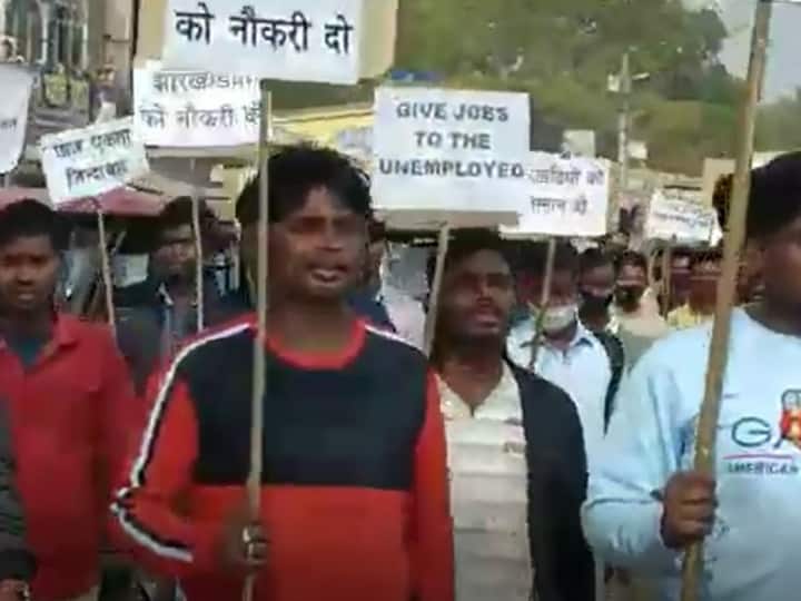 Jharkhand linguistic dispute organizations demand government decide local policy ANN Jharkhand News: झारखंड में भाषायी विवाद को लेकर गर्म हुआ मामला, सड़क पर उतरे संगठन, जानिए क्या हैं उनकी मांगें?