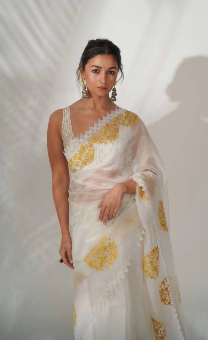 நாளை வெறும் கனவு அதை நான் ஏன் நம்பனும்?