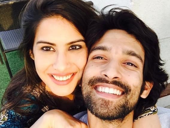 Vikrant Massey जल्द मंगेतर शीतल ठाकुर संग शादी के बंधन में बंधेंगे, बस इस चीज का है इंतजार Vikrant Massey जल्द मंगेतर शीतल ठाकुर संग शादी के बंधन में बंधेंगे, बस इस चीज का है इंतजार