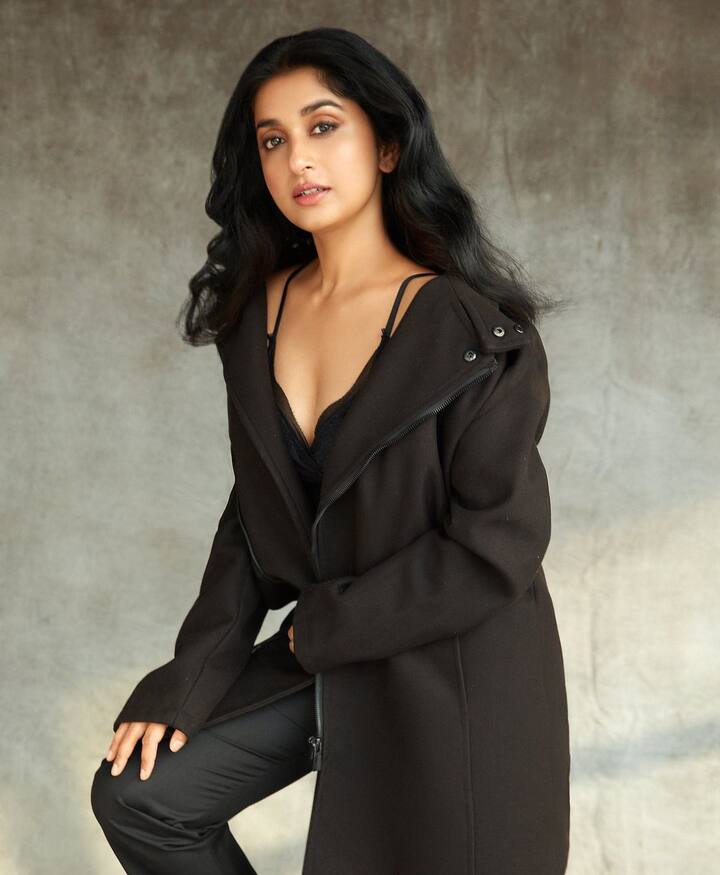 రూటు మార్చిన ‘భద్ర’ బ్యూటీ మీరా జాస్మిన్.. సెకండ్ ఇన్నింగ్స్కు గ్రీన్ సిగ్నల్? - Image Credit: Meera Jasmine/Instagram