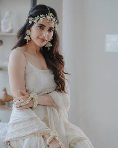 Karishma Tanna Haldi: ਕਰਿਸ਼ਮਾ ਤੰਨਾ ਦੇ ਵਿਆਹ ਦੀਆਂ ਰਸਮਾਂ ਸ਼ੁਰੂ, ਹਲਦੀ ਦੀ ਰਸਮ ਵਿੱਚ ਨਜ਼ਰ ਆਈ ਬੇਹੱਦ ਖੁਸ਼