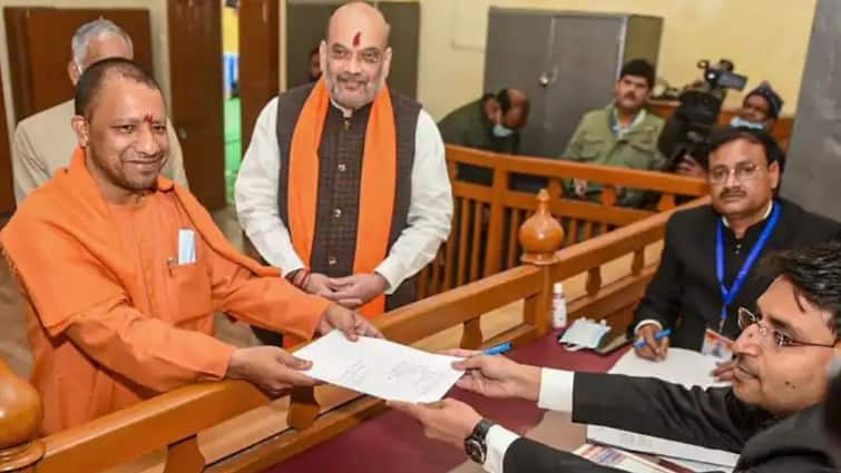 UP Election 2022 CM Yogi Adityanath Files his Nomination From Gorakhpur Declares Assets Worth Rs 1.5 Crore UP Election 2022: মনোনয়ন পেশ যোগী আদিত্যনাথের, দেড় কোটি টাকার বেশি সম্পত্তির ঘোষণা
