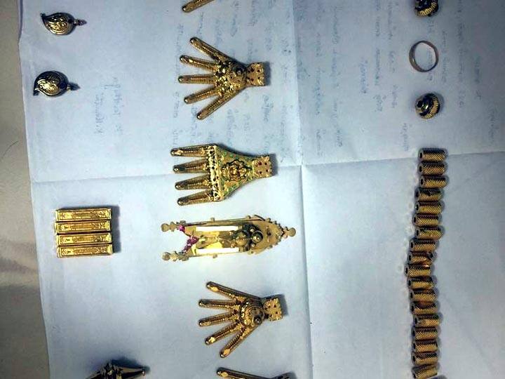 Thieves nabbed in Mysore forest in Thanjavur - 50 pieces of jewelery, Rs 5 lakh cash recovered தஞ்சாவூரில் பல வீடுகளில் திருடியவர்கள் மைசூரு வனப்பகுதியில் கைது - 50 சவரன் நகை, 5 லட்சம் ரொக்கம் மீட்பு