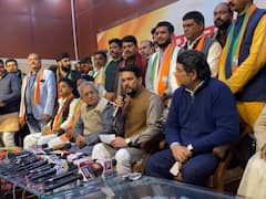 UP Election 2022: अनुराग ठाकुर ने अलग-अलग दलों के नेताओं को दिलाई BJP की सदस्यता, सपा पर जमकर साधा निशाना