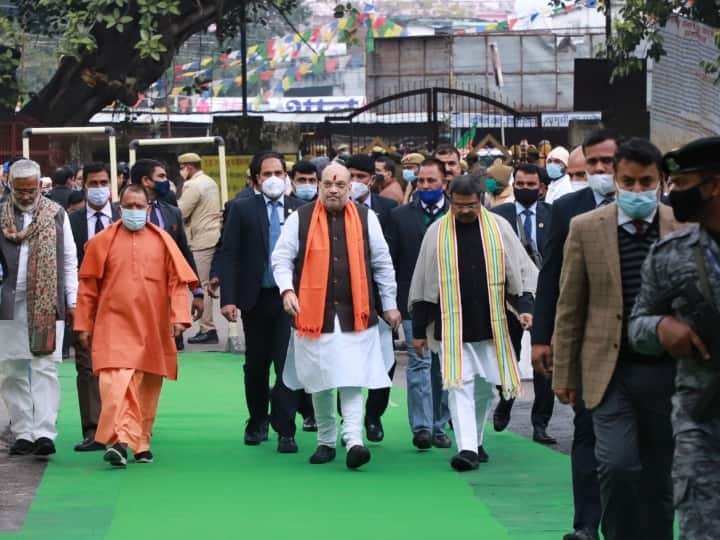 ABP News C-Voter Survey February Opinion Polls UP Assembly Election 2022 Predictions CM Yogi Contesting from Gorakhpur ABP C Voter Survey: योगी के चुनाव लड़ने से पूर्वांचल की सीटों पर असर होगा? जनता ने बताया सच, चौंका रहे सर्वे के आंकड़े