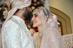 मुकम्मल हुआ करिश्मा तन्ना और वरुण बंगेरा का इश्क, कपल की शादी की फोटोज़ देख आपको भी प्यार हो जाएगा!