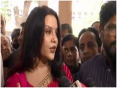 Devendra Fadnavis की पत्नी का दावा- मुंबई में ट्रैफिक जाम की वजह से होता है 3 फीसदी तलाक