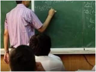 संस्कृति मंत्रालय के स्कूल में शिक्षक के पदों पर निकली वैकेंसी, 1 लाख से ऊपर मिलेगी सैलरी