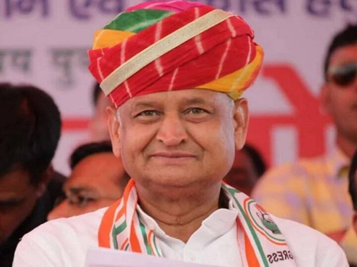 basant panchami 2022 Rajasthan CM Ashok Gehlot gave best wishes on the auspicious occasion of basant panchami  Basant Panchami 2022: बसंत पंचमी के अवसर सीएम अशोक गहलोत दी शुभकामनाएं, बोले- आगे बढ़ने की प्रेरणा देता है ये पर्व