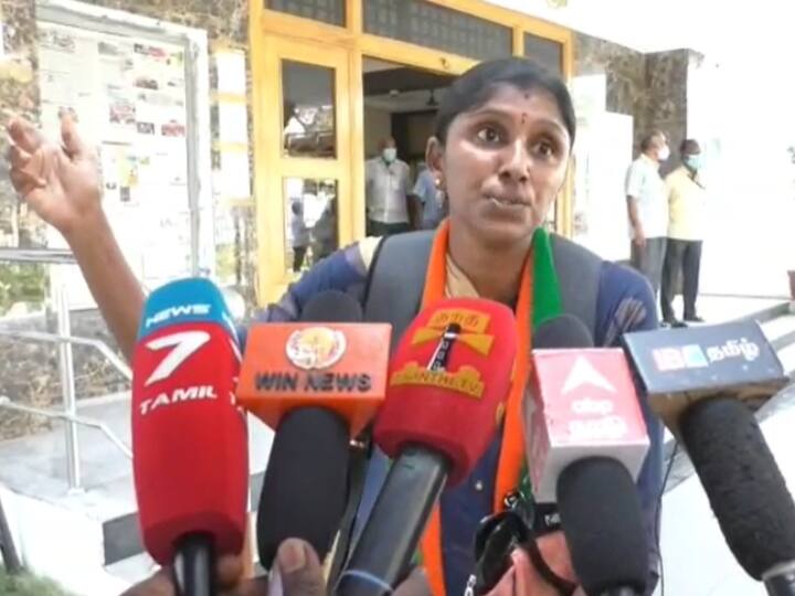 Karur BJP Candidate nomination dismissed குறைந்த டிபாசிட் தொகை கட்டியதால் பாஜக வேட்பு மனு தள்ளுபடி... ஆங்கிலம் மீது வேட்பாளர் புகார்!