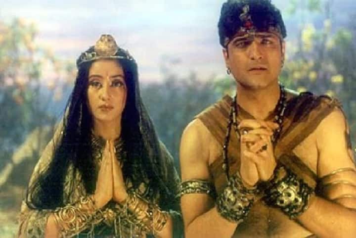 नाग-नागिन वाली इस फिल्म में सनी देओल, सोनू निगम, अक्षय कुमार ,सैफ अली खान, मनीषा कोइराला जैसे कोई दिग्गज स्टार्स नजर आए थे. फिल्म की कहानी तो दर्शकों के समझ से ही परे थी और जब समझ आई तो उनकी हंसी न रूकी.