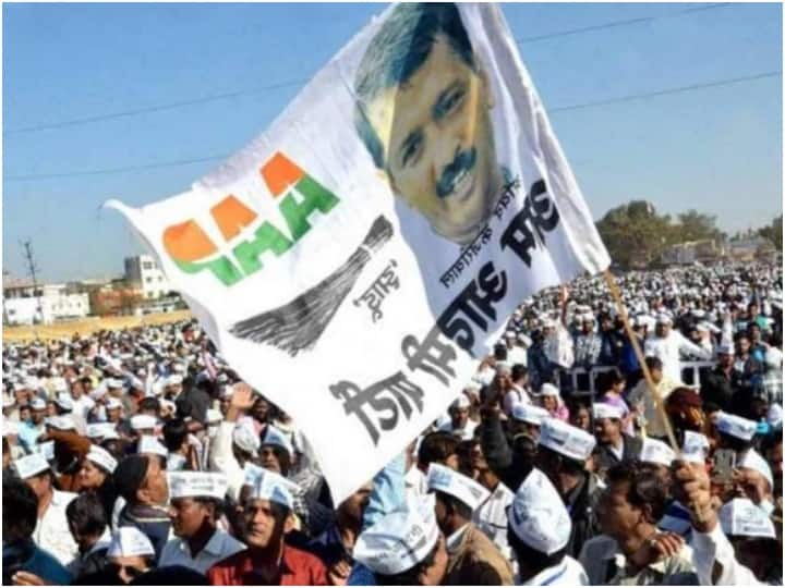 Uttarakhand Election 2022 9 carorpati candidate are in Nainital AAP Candidate is richest Uttarakhand Election 2022: नैनीताल में लड़ रहे हैं 9 करोड़पति उम्मीदवार, आप का उम्मीदवार सबसे अमीर, जानिए कितनी की संपत्ति है