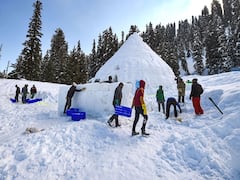 IN PICS | Igloo Cafe In Kashmir's Gulmarg Becomes New Tourist Attraction, Owner Claims It To Be 'World's Highest'