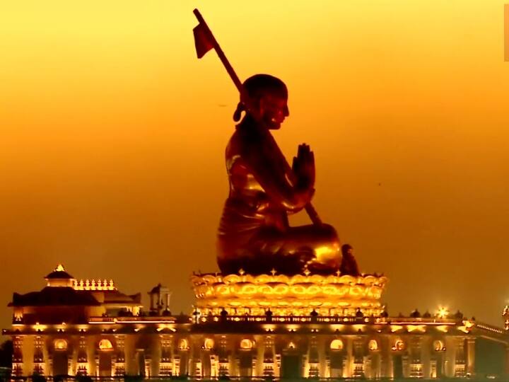 PM Modi inaugurates 216 feet tall Statue of Equality commemorating the 11th century Bhakti Saint Sri Ramanujacharya in Shamshabad ann PM Modi ने 216 फीट ऊंची Statue of Equality को देश को समर्पित किया, पंचधातु से बनी है ये प्रतिमा, जानिए इसके बारे में सबकुछ