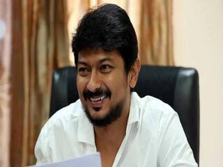 OP Raveendranath Kumar plans to enter Tamil cinema like Udhayanidhi Stalin அரசியல், சினிமா இரண்டிலும் பயணம்.. உதயநிதி எம்.எல்.ஏவைப்போல் திரைத்துறையில் களமிறங்குகிறாரா பிரபல அரசியல் வாரிசு?