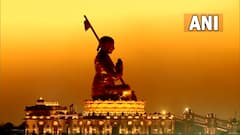 హైదరాబాద్‌లో వెలిసిన నిలువెత్తు సమతామూర్తి రామానుజ విగ్రహానికి ప్రధానమంత్రి పూజలు