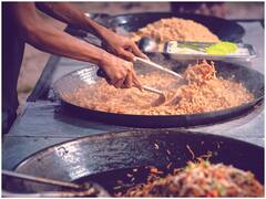 Healthy Street Food: स्ट्रीट फूड भी होते हैं हेल्दी और पोष्टिक, बाहर जाकर आप खा सकते हैं ये 5 चीजें