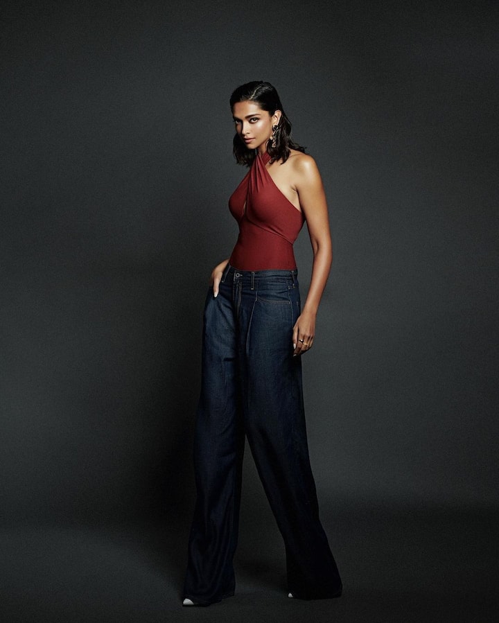 She accessorized her look with statement earrings and nude make-up. Deepika has taken the style game a notch higher with her recent looks during the promotional events of ‘Gehraiyaan’. (Image Courtesy: @deepikapadukone/Instagram).