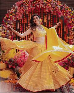 Karishma Tanna Wedding: કરિશ્માએ મહેંદી શેરેમનીની તસવીરો કરી શેર, લાગી રહી છે ખૂબ સુંદર