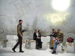 IN PICS: కశ్మీర్‌లో నయా టూరిజమ్‌ స్పాట్‌గా ఇగ్లూ రెస్టారెంట్‌