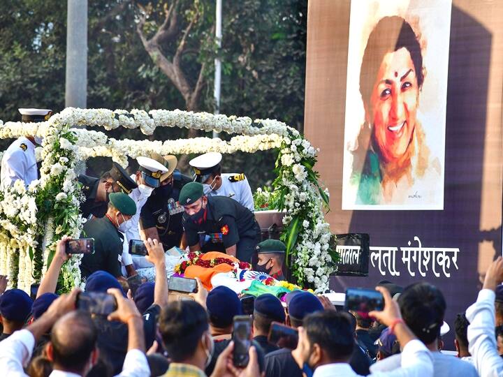 Late Lata Mangeshkar has more than 30,000 songs credited to her name in a career spanning the last seven decades. She has songs in around 36 languages. Her mortal remains being brought to Shivaji Park for her last rites, in Mumbai, Sunday, Feb. 6, 2022. (PTI Photo/Shashank Parade)