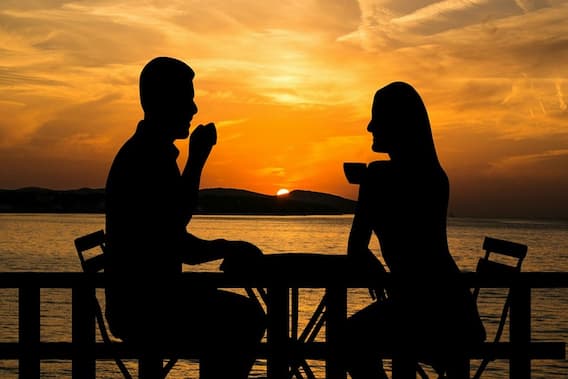 Zodiac Signs: दिमाग से मजबूत और दिल से रोमांटिक होते हैं इस राशि में जन्मे लोग Zodiac Signs: दिमाग से मजबूत और दिल से रोमांटिक होते हैं इस राशि में जन्मे लोग
