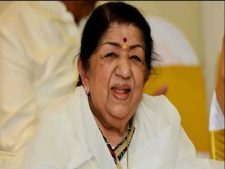 Lata Mangeshkar Passes away 92 Indian playback singer Lata Mangeshkar health condition today doctors statement hospital bulletin latest news Lata Mangeshkar Passes Away: ஓய்ந்தது இனிய குரல்! காலமானார் லதா மங்கேஷ்கர்!