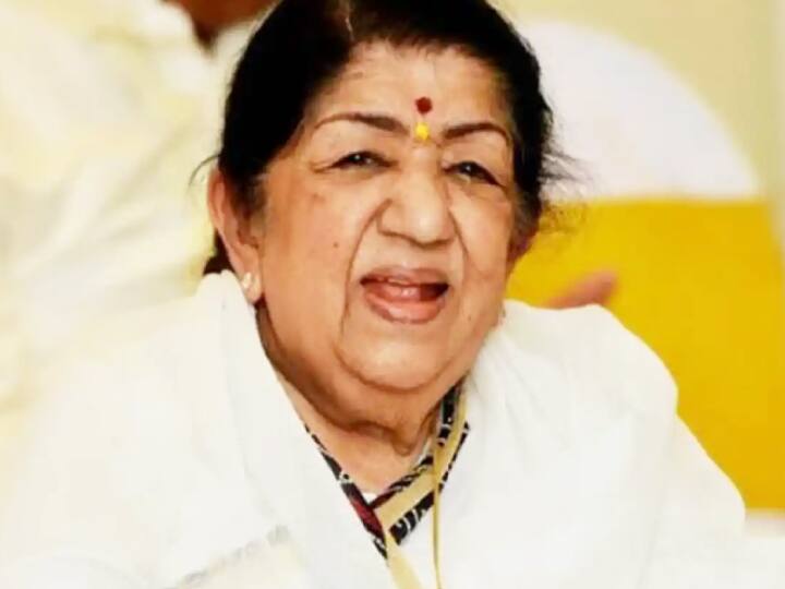 हे गंगा मइया तोहे पियरी चढ़इबो, सइंया से करा द मिलनवा हे राम' भोजपुरी की पहली फिल्‍म 'गंगा मइया तोहे पियरी चढ़इबो' का वह गाना था, जिसे लता मंगेशकर ने अपनी आवाज दी थी.