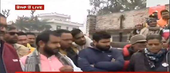 ਭੋਆ 'ਚ ਵਿਕਾਸ ਦੇ ਨਾਮ 'ਤੇ ਭੜਕੇ ਲੋਕ, ਲੀਡਰਾਂ ਨੂੰ ਕੀਤੀ ਇਹ ਅਪੀਲ । PUNJAB ELECTIONS । GROUND REPORT ।