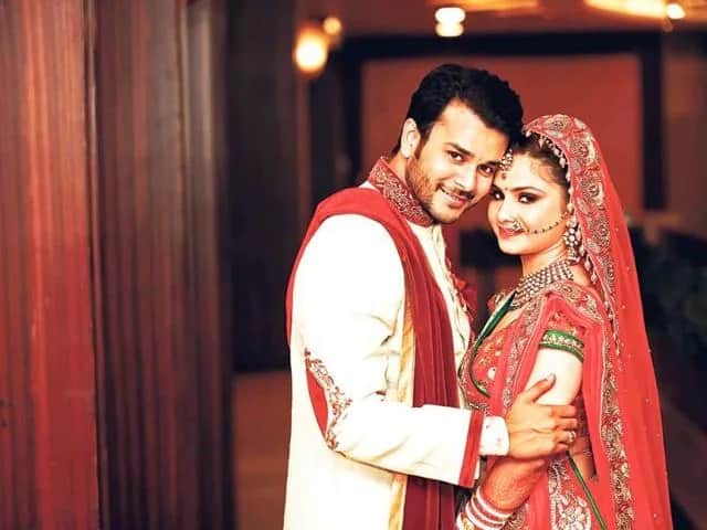 ससुराल गेंदा फूल फेम एक्टर जय सोनी ने साल 2018 में पूजा शाह से शादी कर ली थी, लेकिन उनकी इस शादी के बारे में इंडस्ट्री में नहीं पता था.