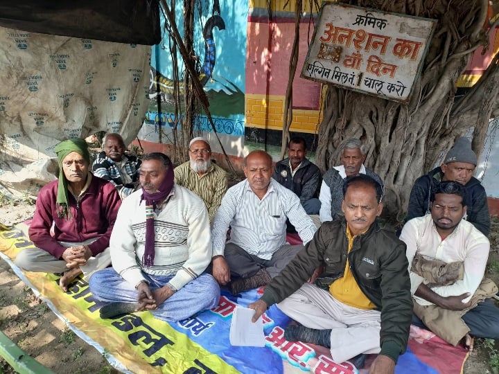 Uttar Pradesh Kanpur 12 Mill labours strike from 19 Years ignore by Political Party ANN Kanpur News: कानपुर में 19 साल से अनशन पर बैठे हैं मजदूर, जानें क्या है उनकी मांग?