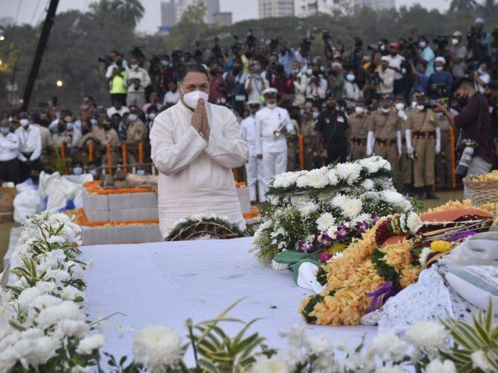 राज्याचे गृहमंत्री दिलीप वळसे पाटील हे देखील यावेळी उपस्थित होते.