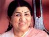 Lata Mangeshkar को अंतिम विदाई देने Mumbai Police का 'बैंड दस्ता' उनके घर पहुंचा