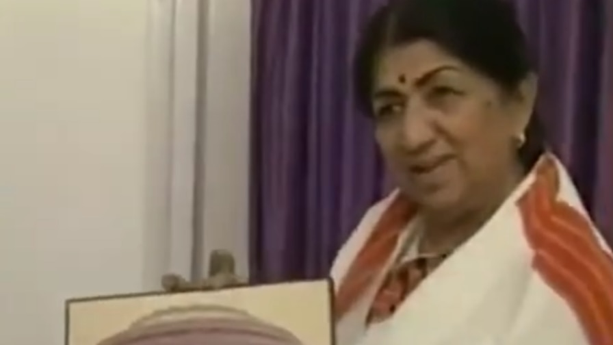 Lata Mangeshkar Passes Away: ஓய்ந்தது இனிய குரல்! காலமானார் லதா மங்கேஷ்கர்!