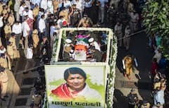 Lata Mangeshkar last Rites: 'চলে যেতে যেতে...', শিবাজি পার্কে লতা মঙ্গেশকরের শেষকৃত্যের প্রস্তুতি