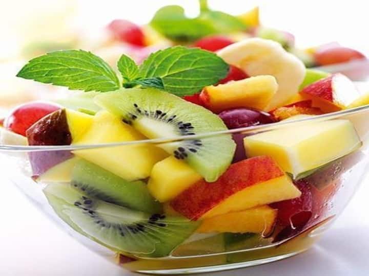 Fruits Is Good Diet For Weight Loss Eating Fruits In Night Correct Time Of Eating Fruits Weight Loss Tips: क्या रात को फल खाना सही है, इन बातों का रखें ख्याल