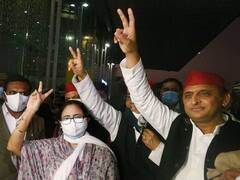 UP Election 2022: ममता बनर्जी सपा का प्रचार करने लखनऊ पहुंचीं, अखिलेश यादव ने एयरपोर्ट पर किया स्वागत 