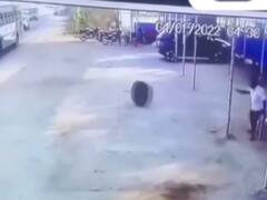 Watch: मौत के बिलकुल करीब पहुंचकर बचा शख्स, देखकर थम जाएगी आपकी सांस