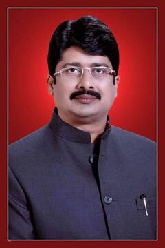 संपत्ति के मामले में Raja Bhaiya के बच्चे भी हैं रईस, जानिए किसके पास है कितनी प्रॉपर्टी