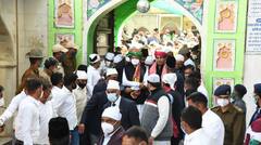 Ashok Gehlot:  ख्वाजा मोइनुद्दीन चिश्ती की दरगाह पर पहुंचे अशोक गहलोत, सोनिया गांधी की तरफ से चढ़ाई चादर, देखें तस्वीरें