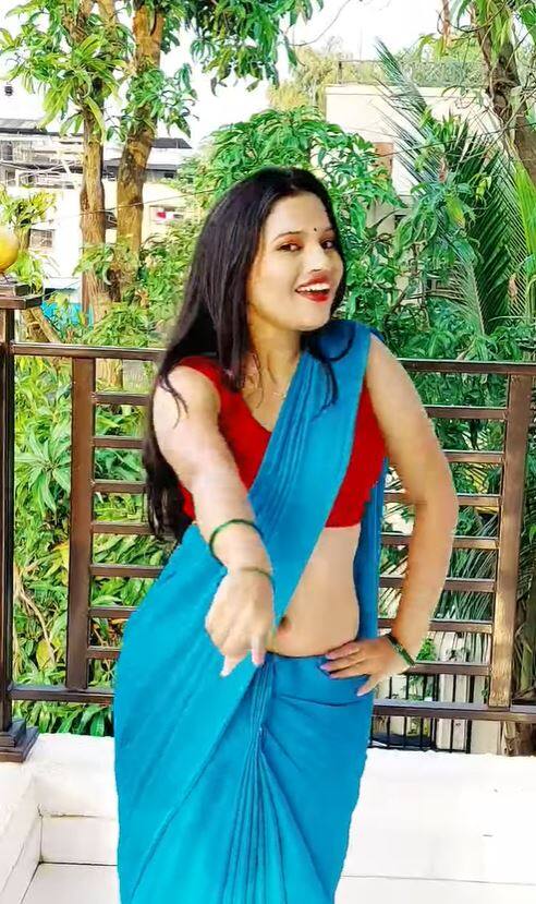 दिग्दर्शक नागराज मंजुळेंचा राष्ट्रीय पुरस्कार विजेता मराठी चित्रपट फॅन्ड्री आल्यानंतर शालू म्हणजेच राजेश्वरी खरात चांगलीच चर्चेत आली