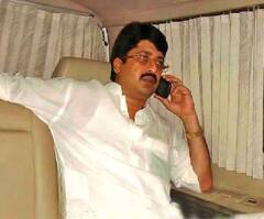 UP Bahubali Politicians: 1 करोड़ की लैंड क्रूजर से चलते हैं Raja Bhaiya, यूपी के इन बाहुबली नेताओं के पास भी है लग्जरी गाड़ियां