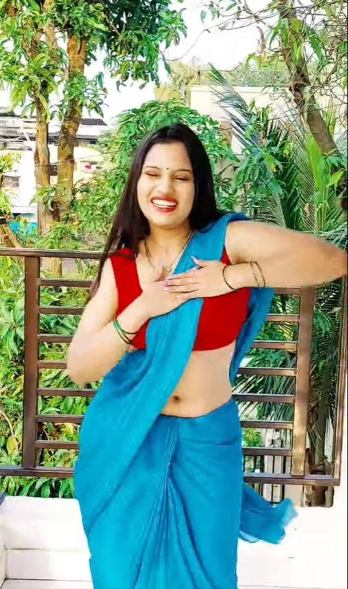 तिचे फोटो चाहत्यांच्या पसंतीस उतरले असून त्यावर अनेक कमेंट्सदेखील येत आहेत.  (फोटो-राजेश्वरी खरातच्या व्हिडीओतून)